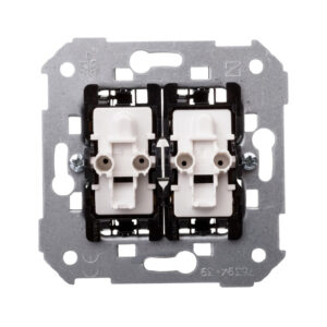 878d19dad329949e007179e1285551d4