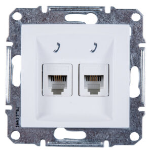 e651ec62cdde0c07611675c6edea4228