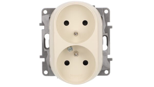 72715f6ae149a27f632c03284bf6314e.jpg 000d379682c100308b002974c9983ba6