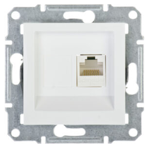 f4e20d7e9bb98e3b933bc1f69e0826e7