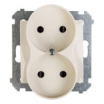 f92d3e68baf3c96ea061cdd5ef81c8c3