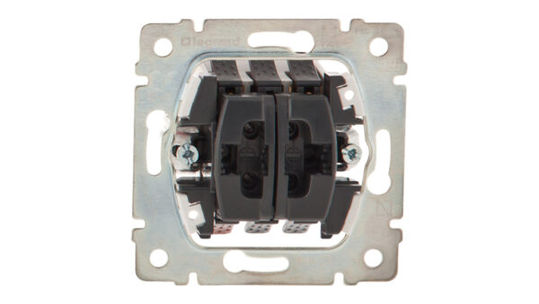 b03180f66eef0635cc35f8fef2ff930c.jpg 06dcc1b2c173a0b262ae5fafd2e6a23f